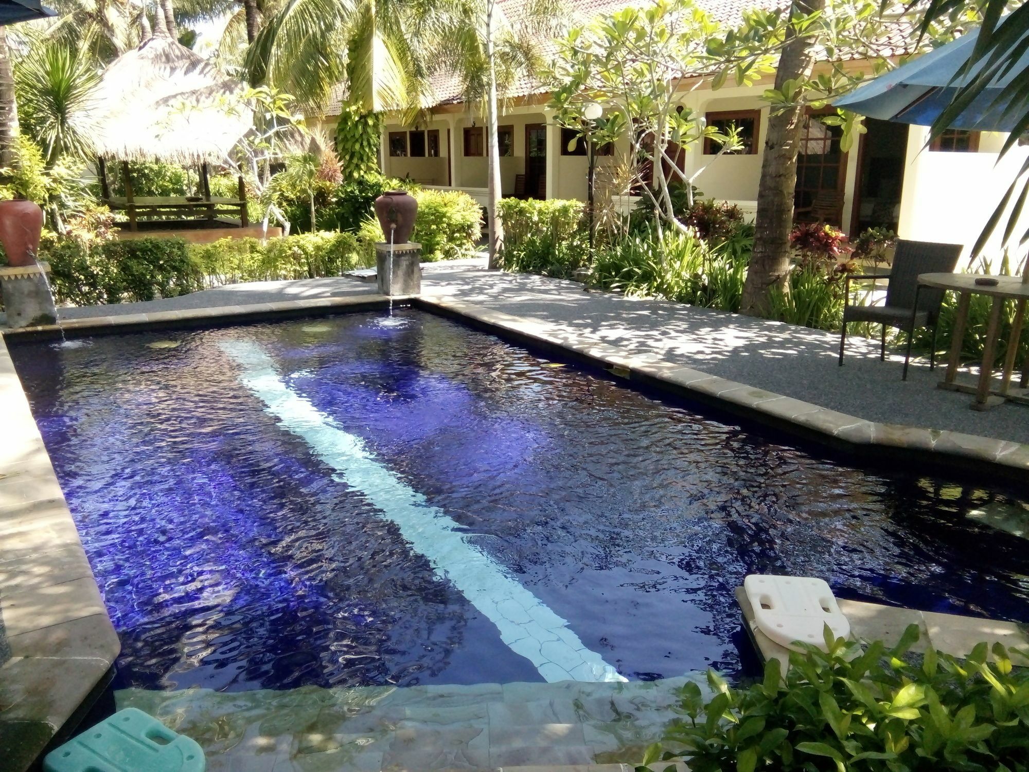 Segara Anak Bungalow & Restaurant Kuta  Exterior foto